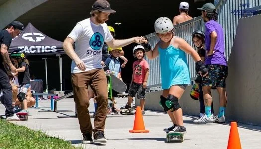 A Complete Guide on Learning the Basics of Skateboarding | Be A Pro 1 How To Learn The Basics Of Skateboarding For Beginners Kid