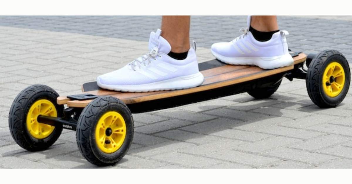 Start to Ride an Electric Skateboard