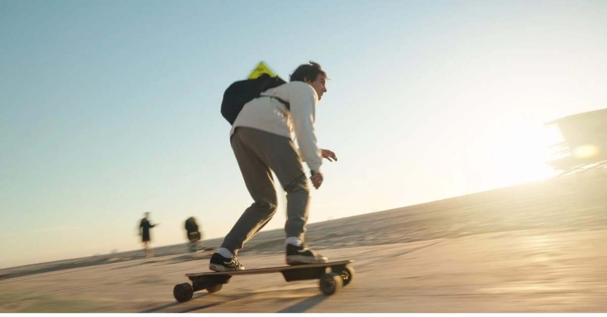 Tips Before Performing Tricks on Electric Skateboard