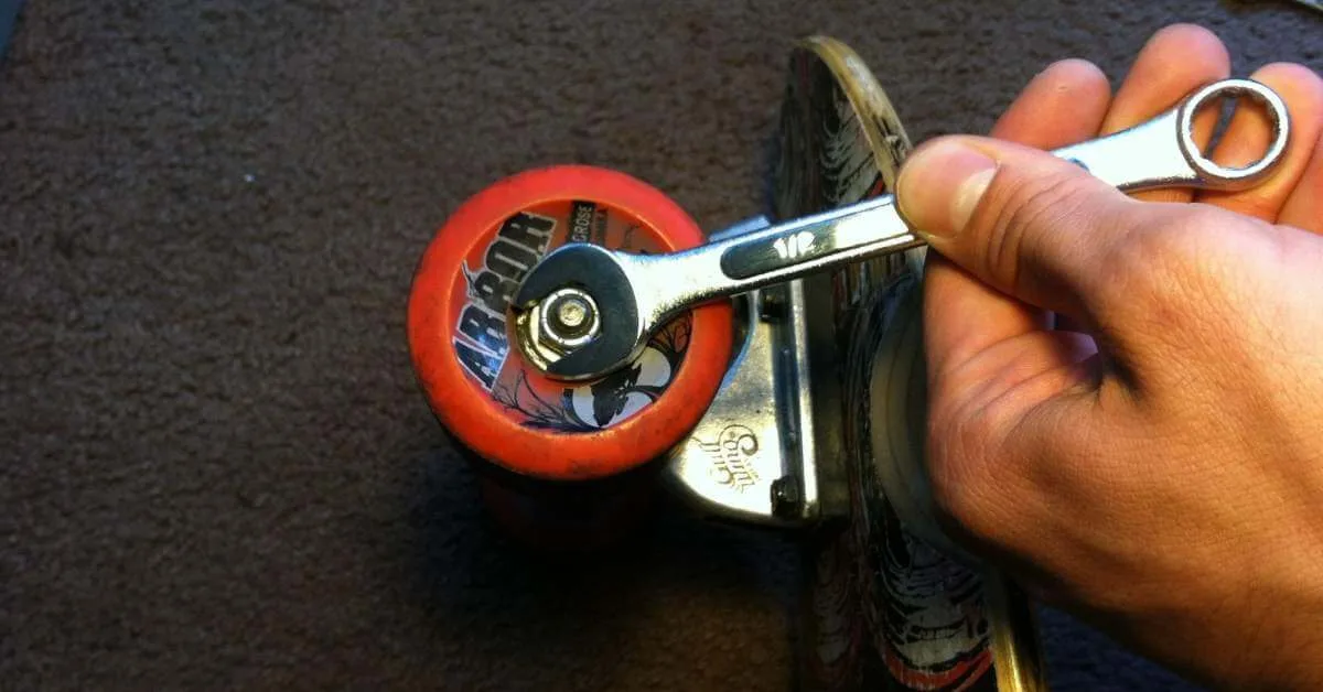 How To Clean Longboard Bearings? Top 7 Essential Steps! 2 tools for cleaning your longboard bearings.