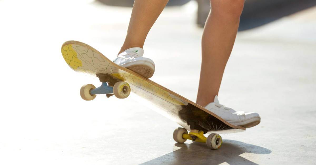 Manual on a Skateboard