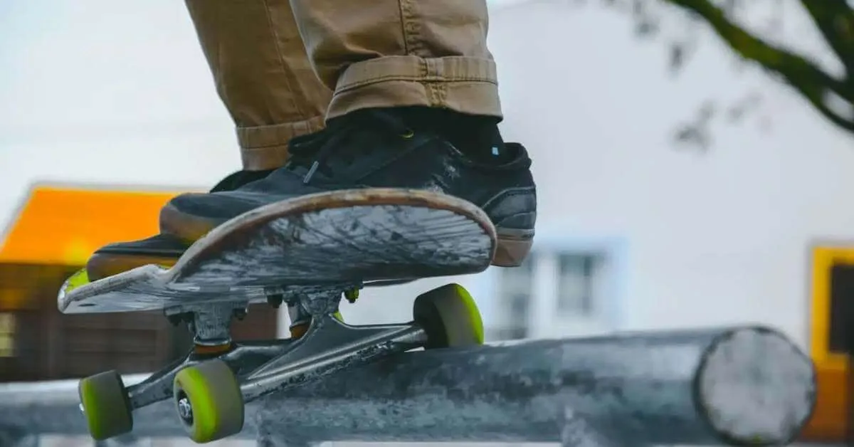 How to Grind on a Skateboard | 50-50s, Boardslides, and More! 2 50-50 Grind