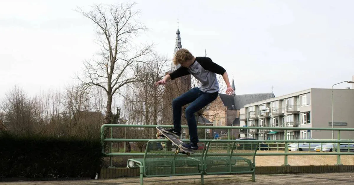 Backside Boardslide Trick