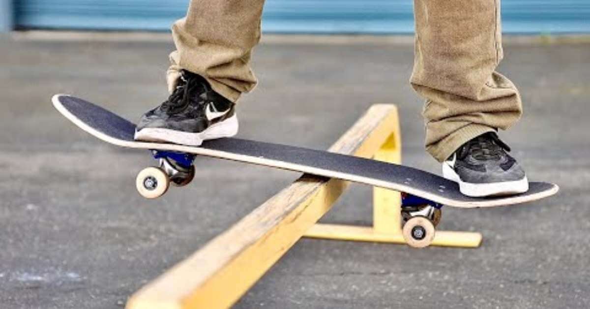 Boardslide Grind