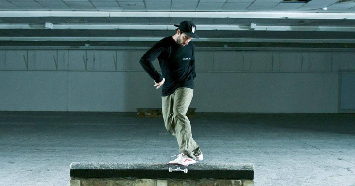 Frontside Boardslide Trick