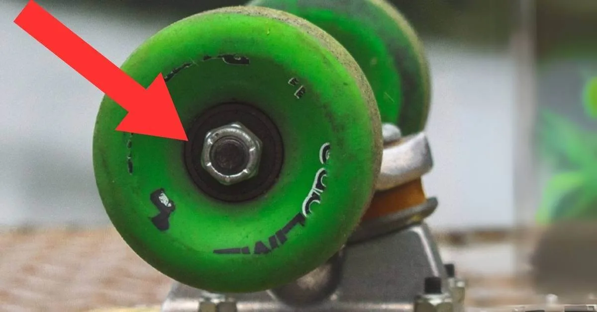 Change Skateboard Bearings