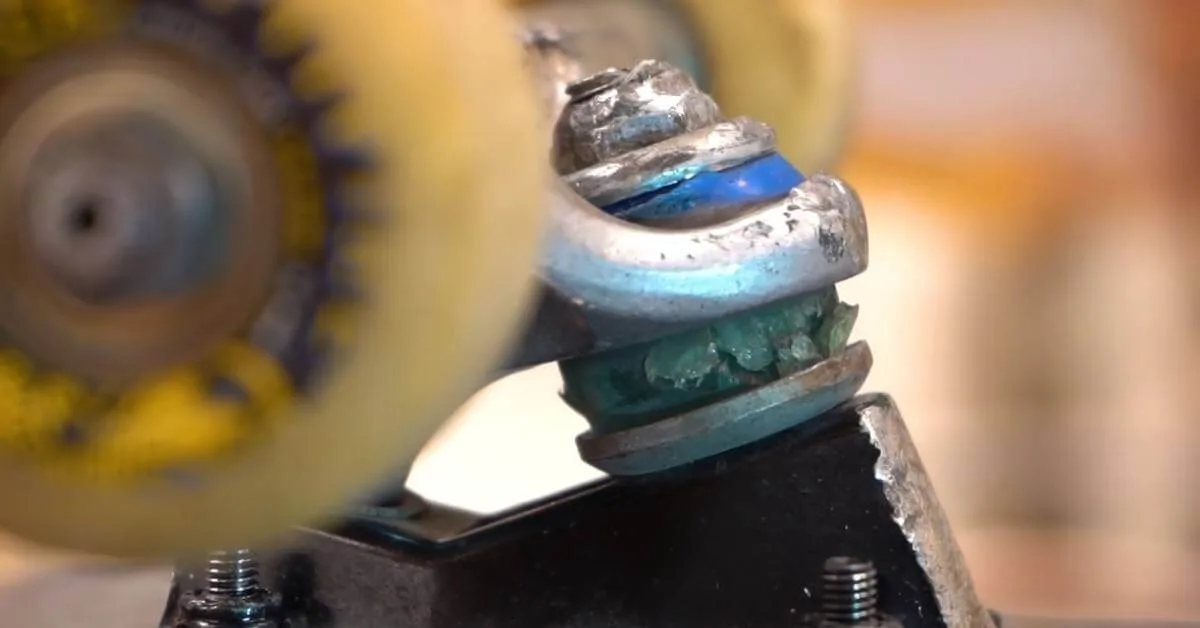 How to Replace Skateboard Bushings: 06 Steps for Beginners! 1 Skateboard Bushings