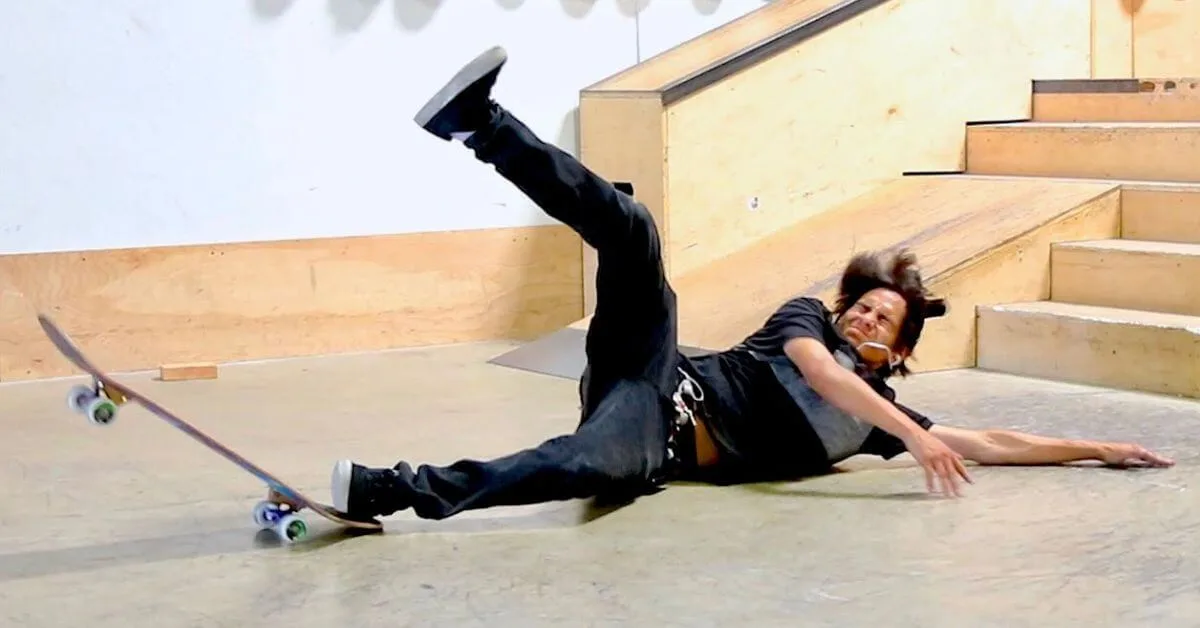 How to Kickturn on a Skateboard: Master the Essential Trick! 4 Common Mistakes & How to Fix for Kickturn