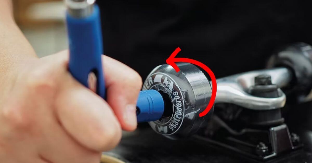 How Tight Should Skateboard Wheels Be