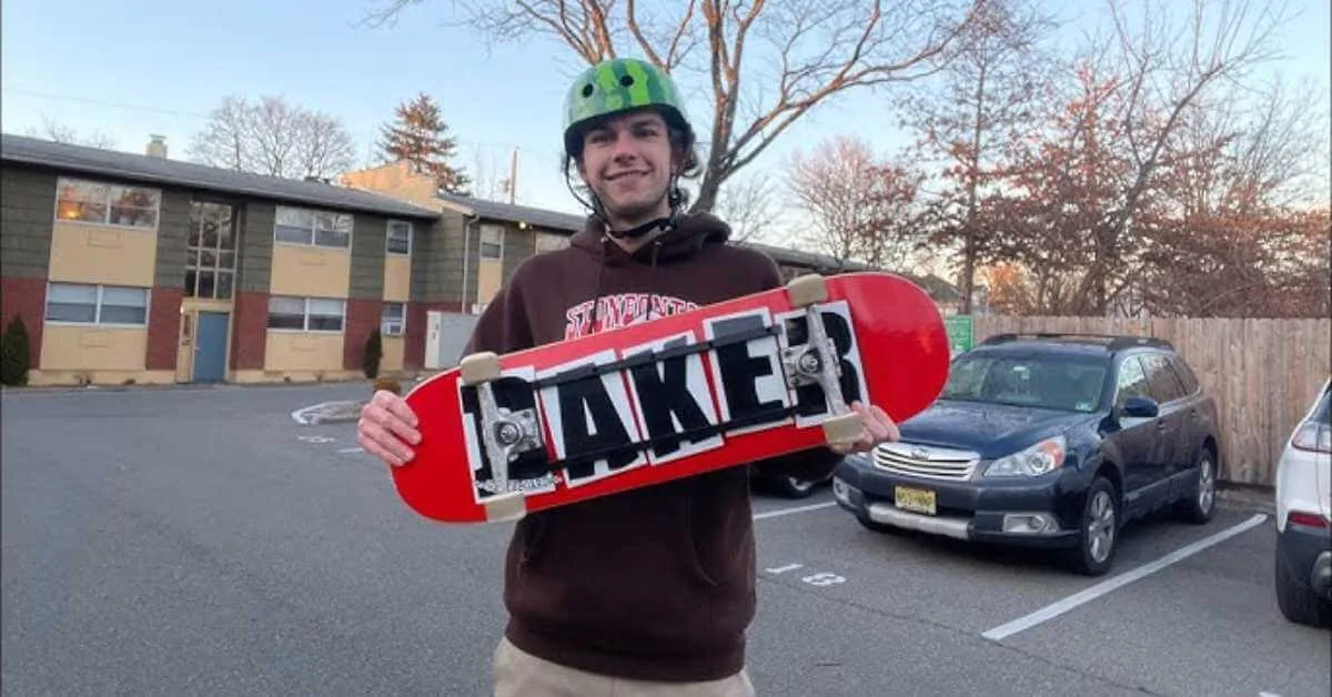 Baker Skateboard Decks: A Simple Guide for Beginners! 4 Baker Skateboard Riders